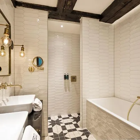 The Hendrick's Hotell 4*