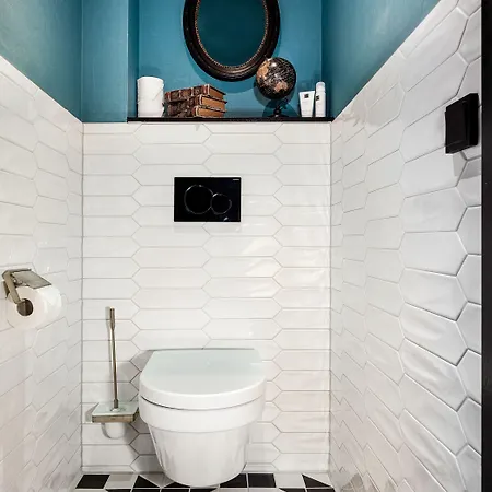 The Hendrick's Hotel 4*