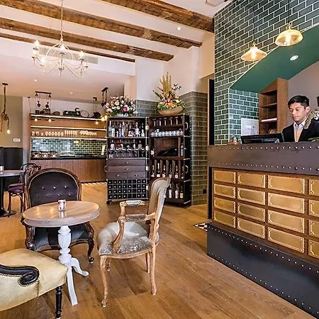 酒店 亨德里克酒店 4*