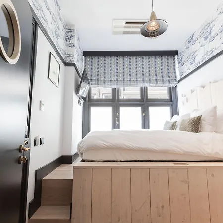 The Hendrick's Hotel