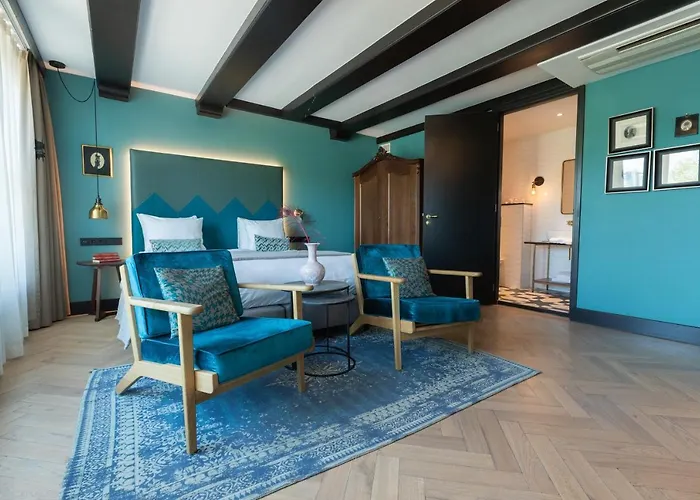 The Hendrick's Hotel 4*