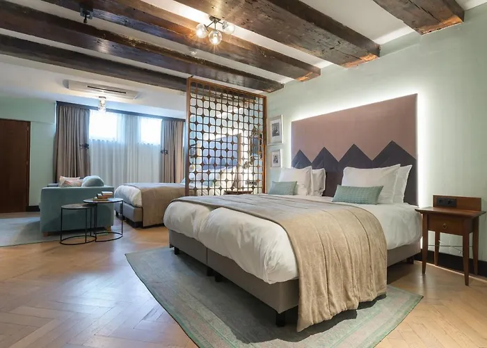 The Hendrick's Hotel 4*