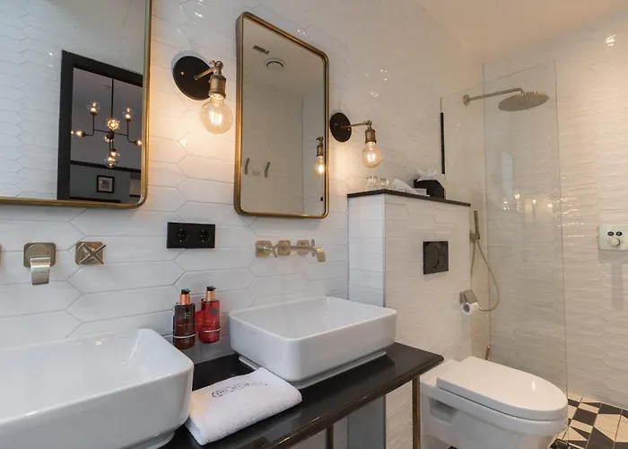 The Hendrick's Hotel