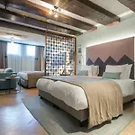 The Hendrick's Hotel 4*